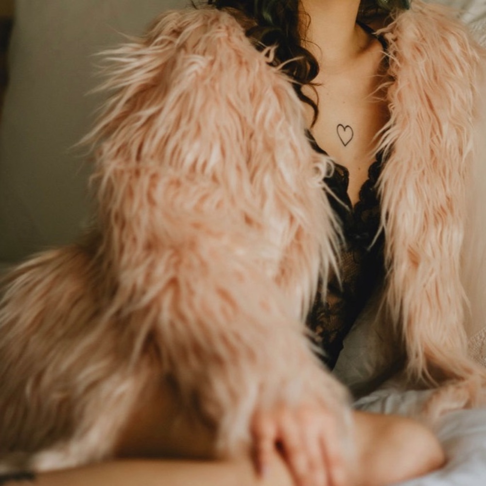 OVERSIZED light pink fluffy coat
